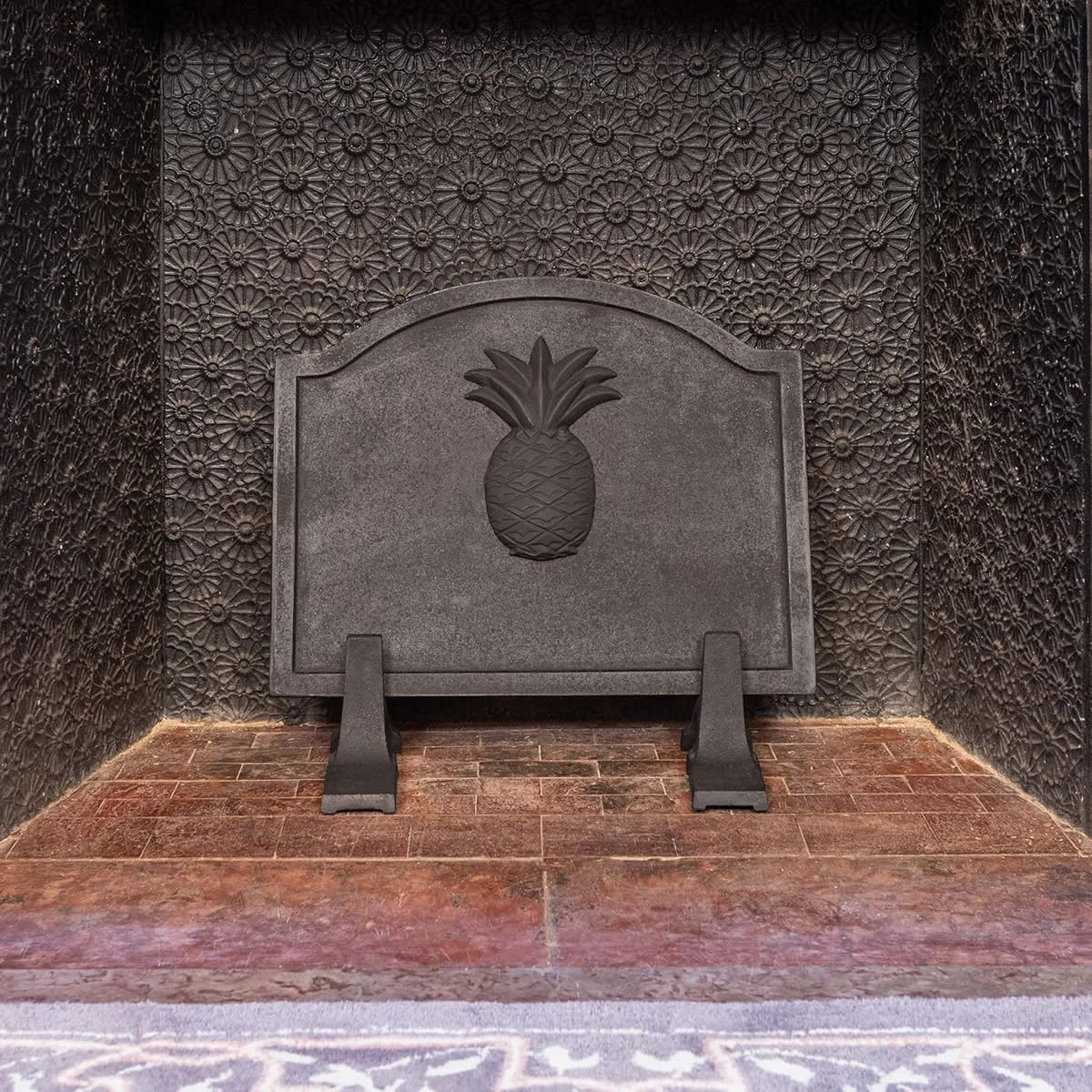 Pineapple Cast Iron Fireback - 19.5" W x 15.5" H - Image 3